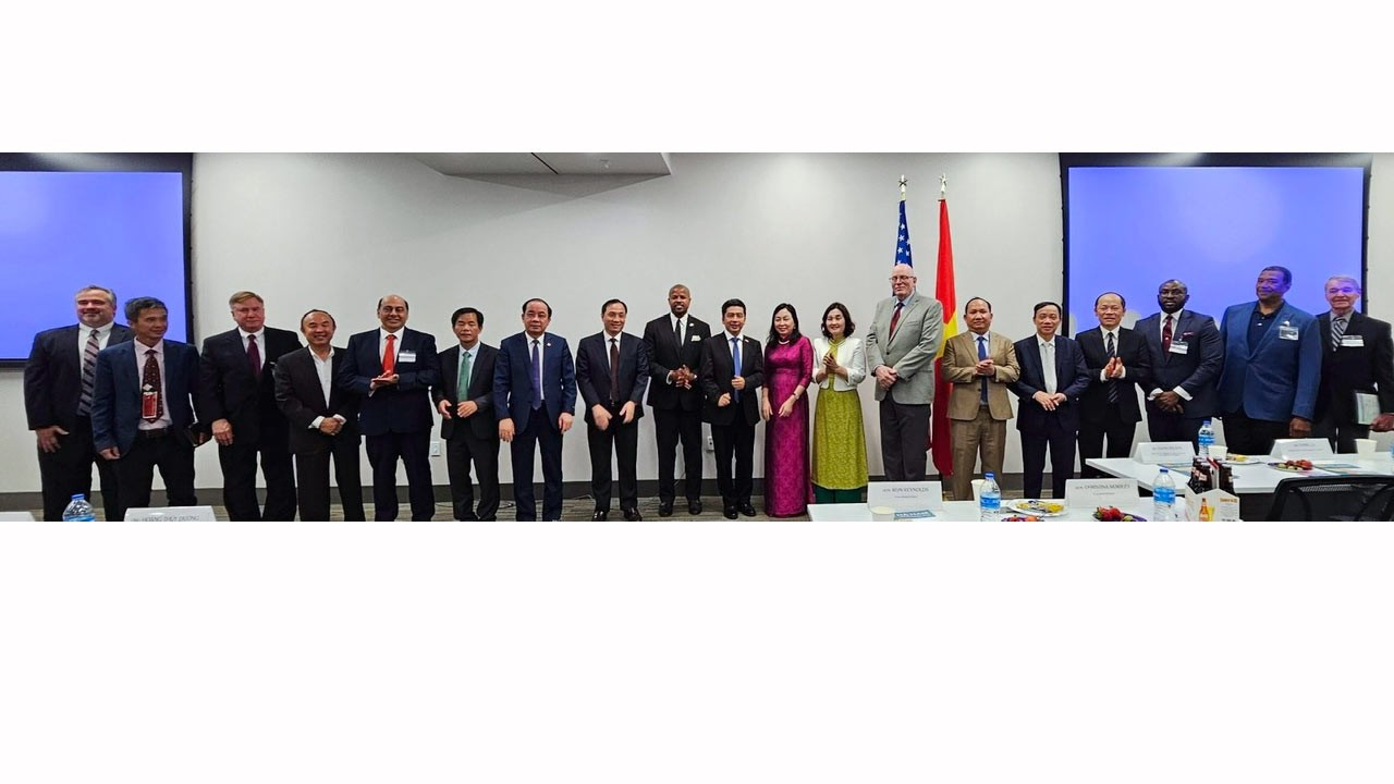 Kết nối quảng bá địa phương Việt Nam tại thành phố Houston, Texas, Hoa Kỳ